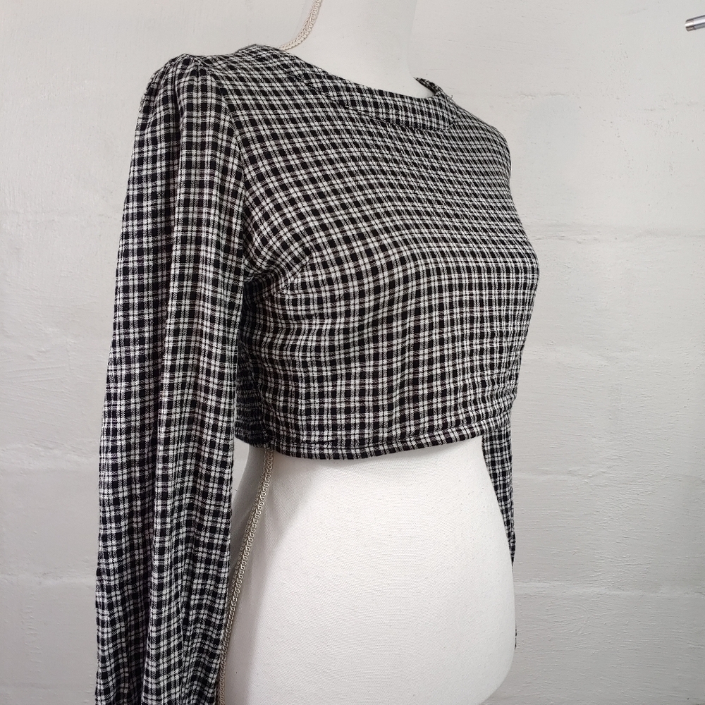 JAPNA LONG SLEEVE CROP TOP (a427) - Picture 10 of 14